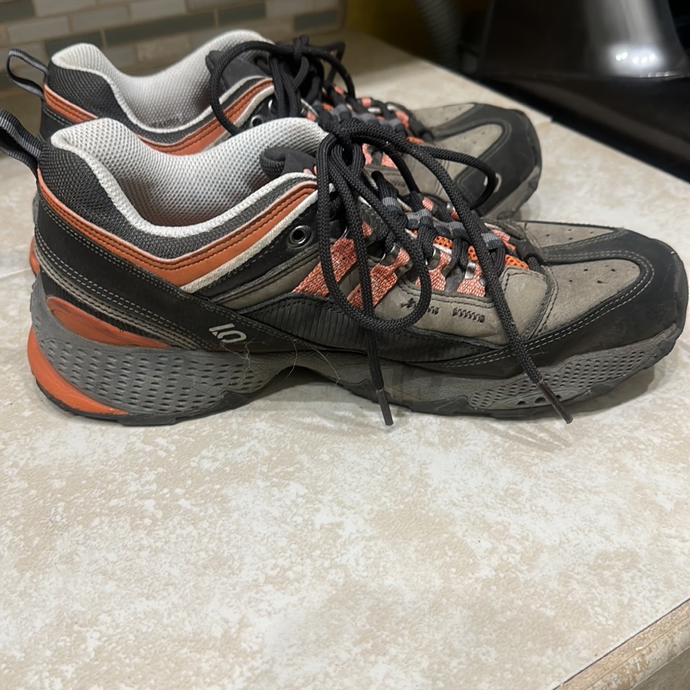 Approach Shoes - Picture 5 of 9